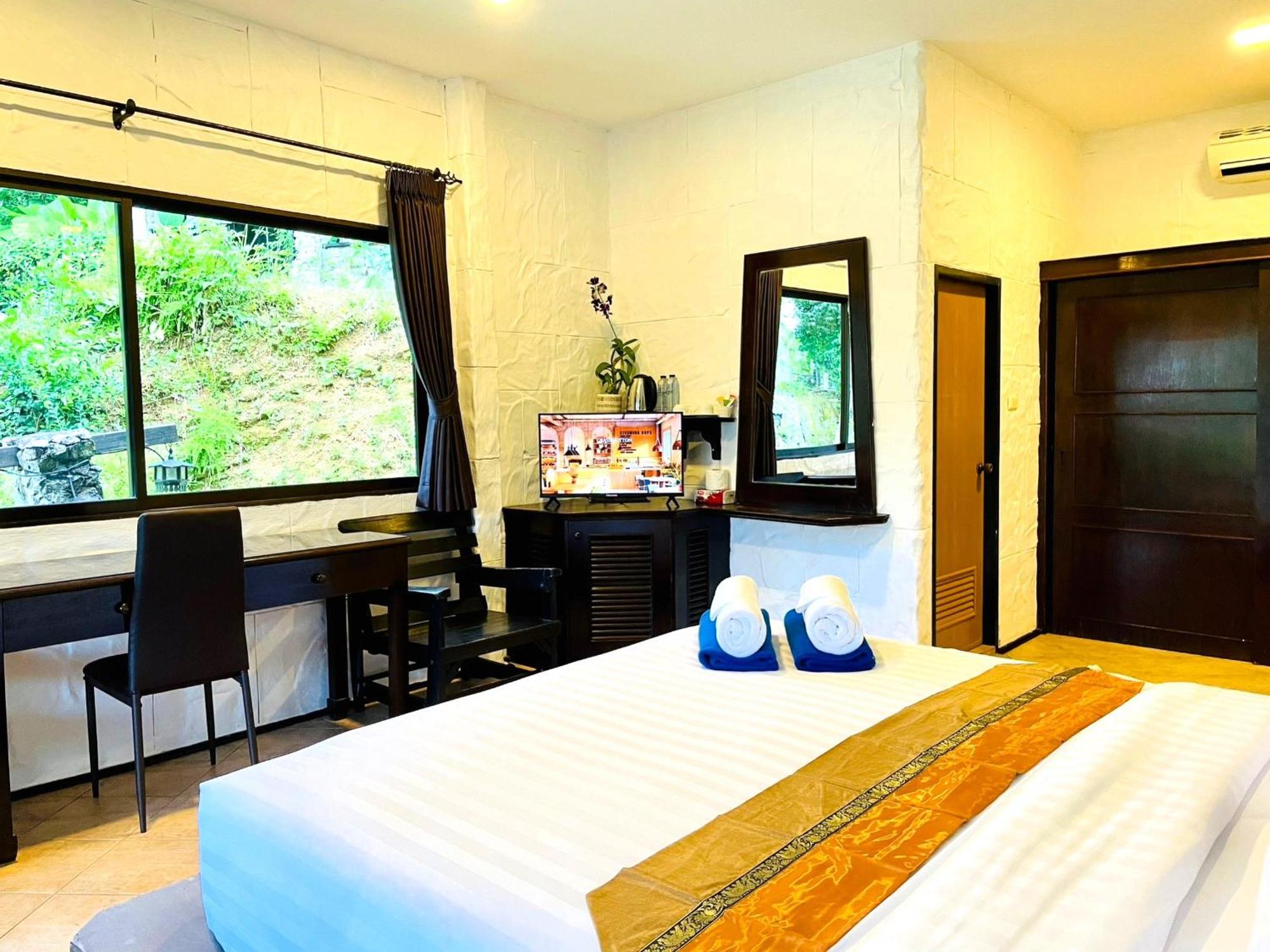 Boomerang Village Resort Kata ภายนอก รูปภาพ
